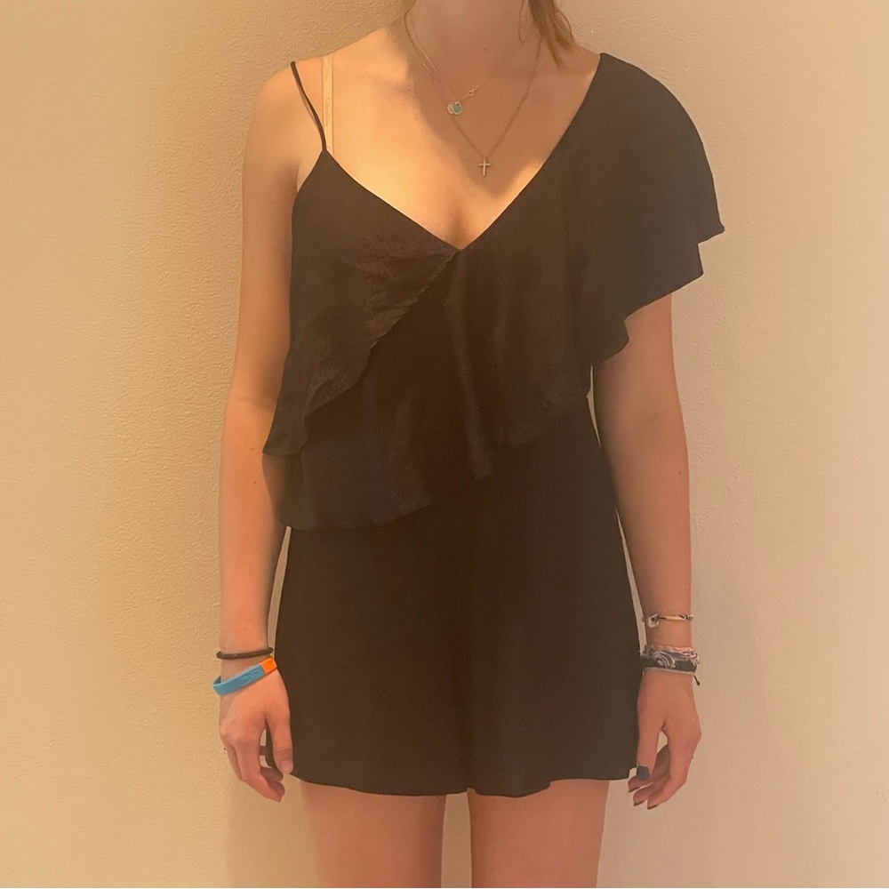 Gentle Fawn Size 4 Black Romper